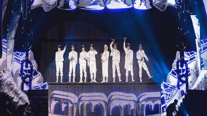 Stray Kids : The dominATE Experience