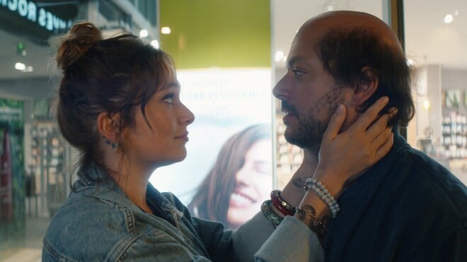 Certains l'aiment chauve