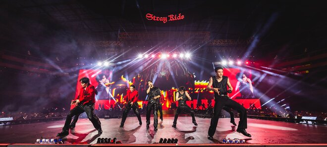 Stray Kids : The dominATE Experience